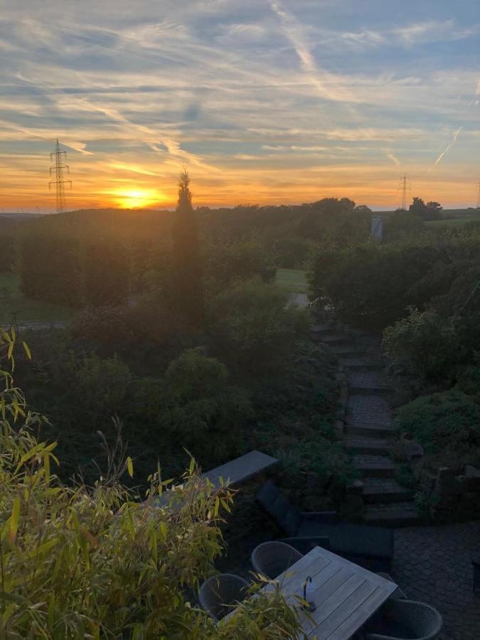 Attraktive Wohnung-Elztalidyll-Zwischen Mosel,Nuerburgring Und Burg Eltz Kollig Exteriér fotografie