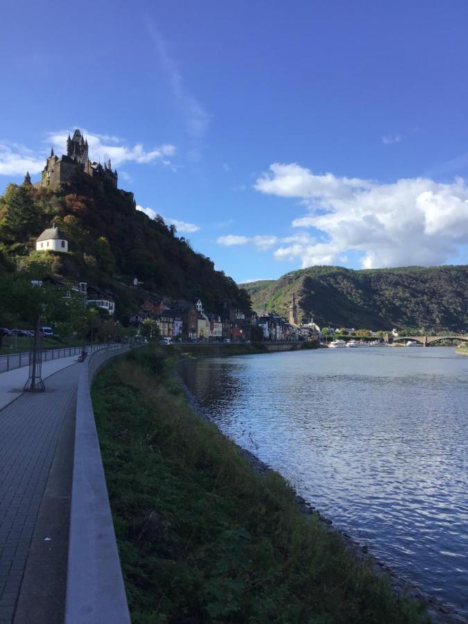 Attraktive Wohnung-Elztalidyll-Zwischen Mosel,Nuerburgring Und Burg Eltz Kollig Exteriér fotografie