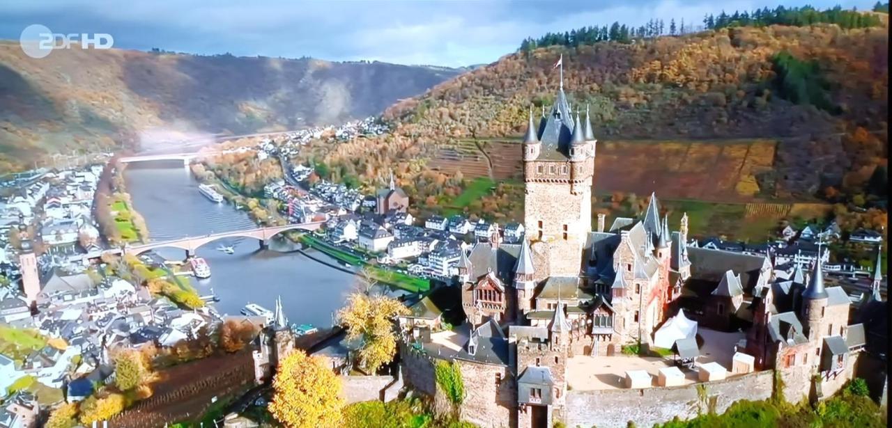 Attraktive Wohnung-Elztalidyll-Zwischen Mosel,Nuerburgring Und Burg Eltz Kollig Exteriér fotografie