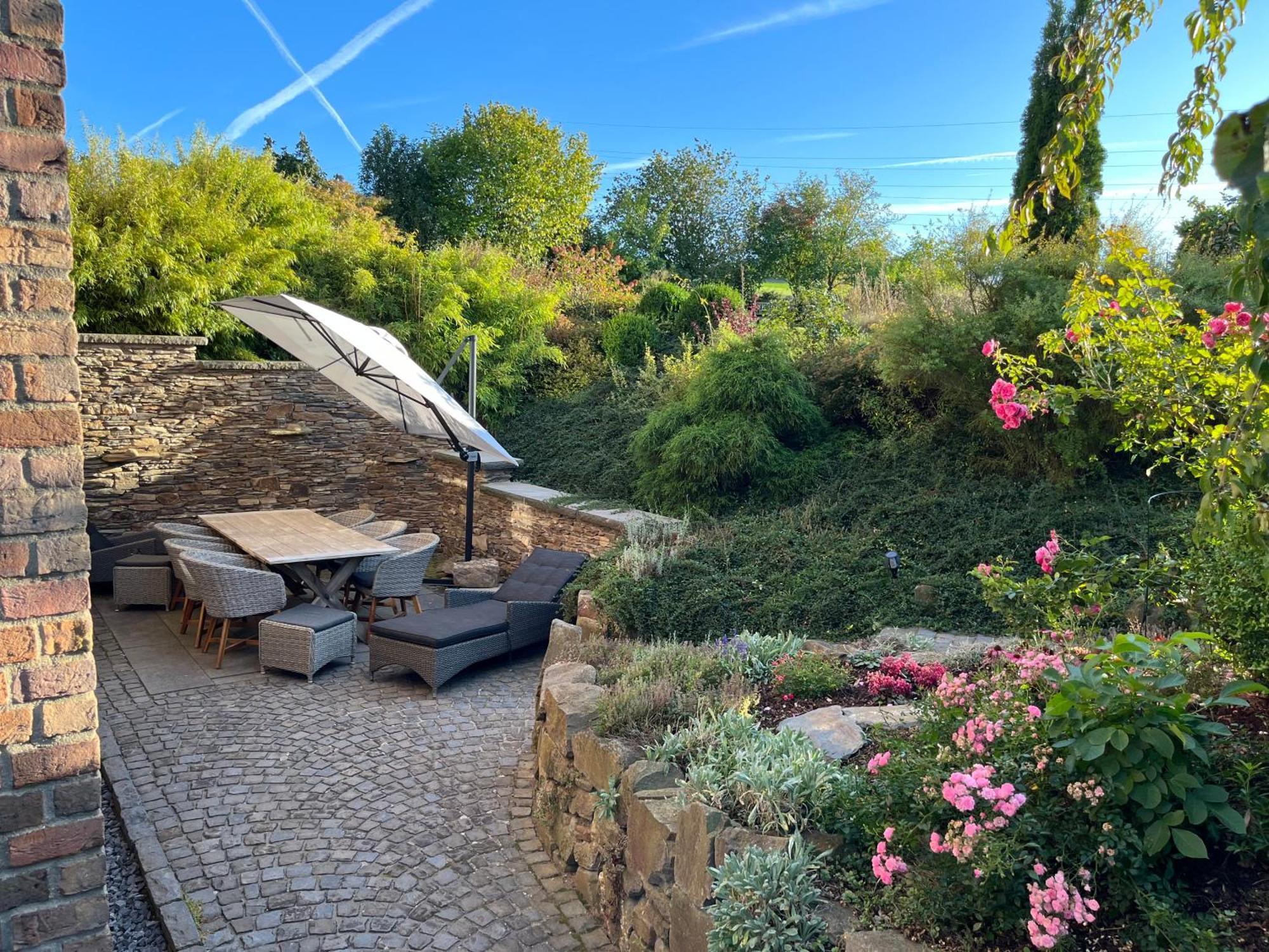 Attraktive Wohnung-Elztalidyll-Zwischen Mosel,Nuerburgring Und Burg Eltz Kollig Exteriér fotografie