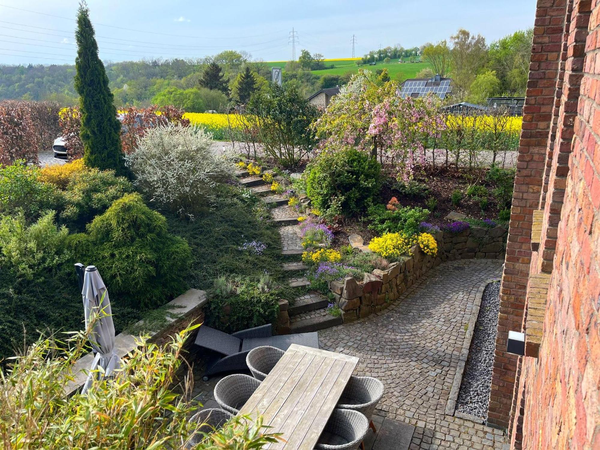 Attraktive Wohnung-Elztalidyll-Zwischen Mosel,Nuerburgring Und Burg Eltz Kollig Exteriér fotografie